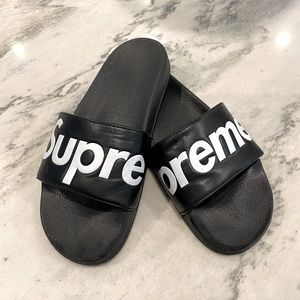 Supreme slides size 10.